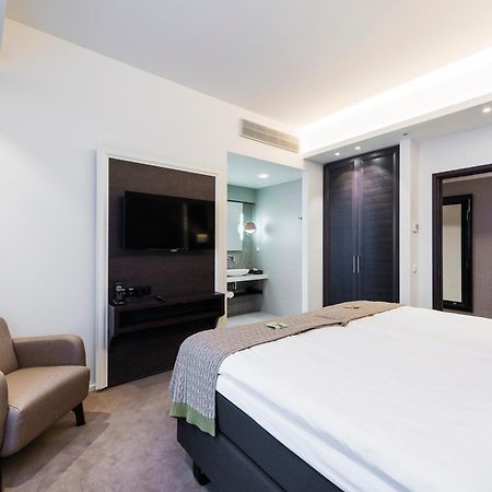 Lydia Hotel Tartu Buitenkant foto