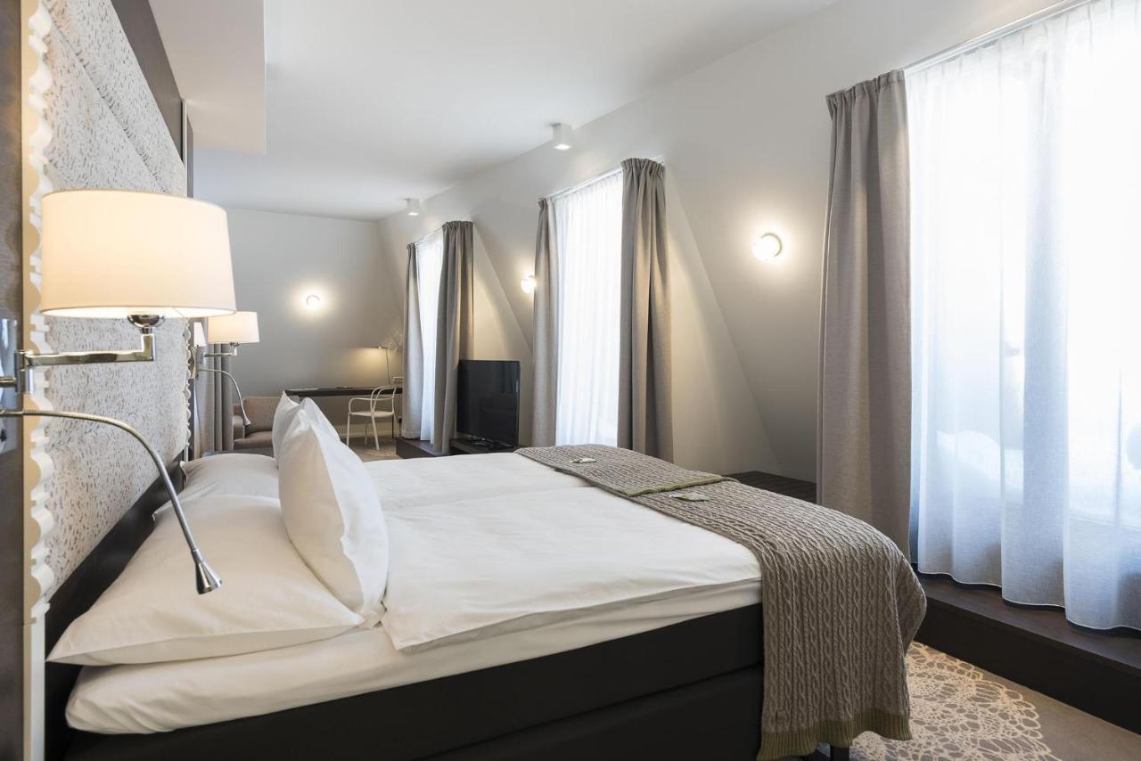 Lydia Hotel Tartu Buitenkant foto